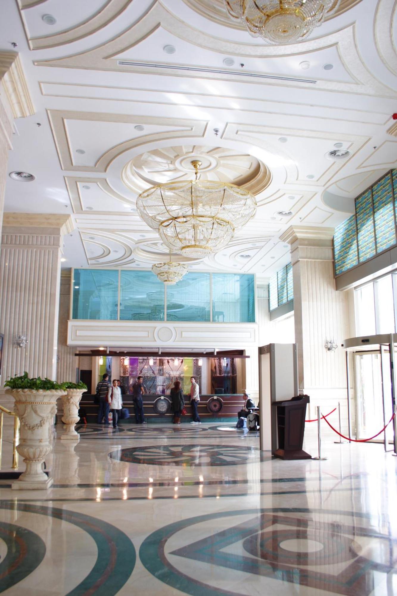 Eser Premium Hotel & Spa Büyükçekmece Exterior foto Lobby