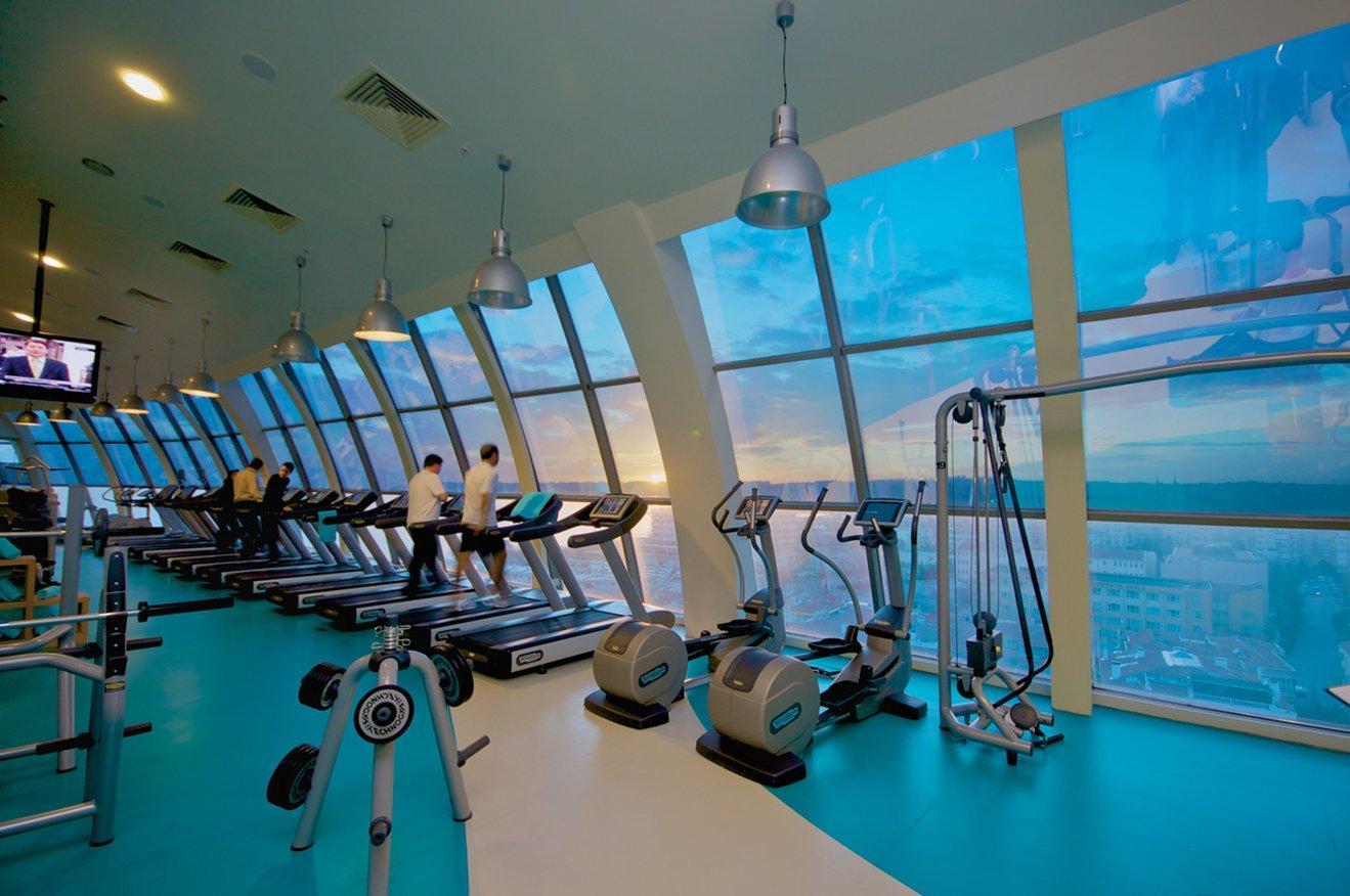 Eser Premium Hotel & Spa Büyükçekmece Facilidades foto The gym at the 88th floor