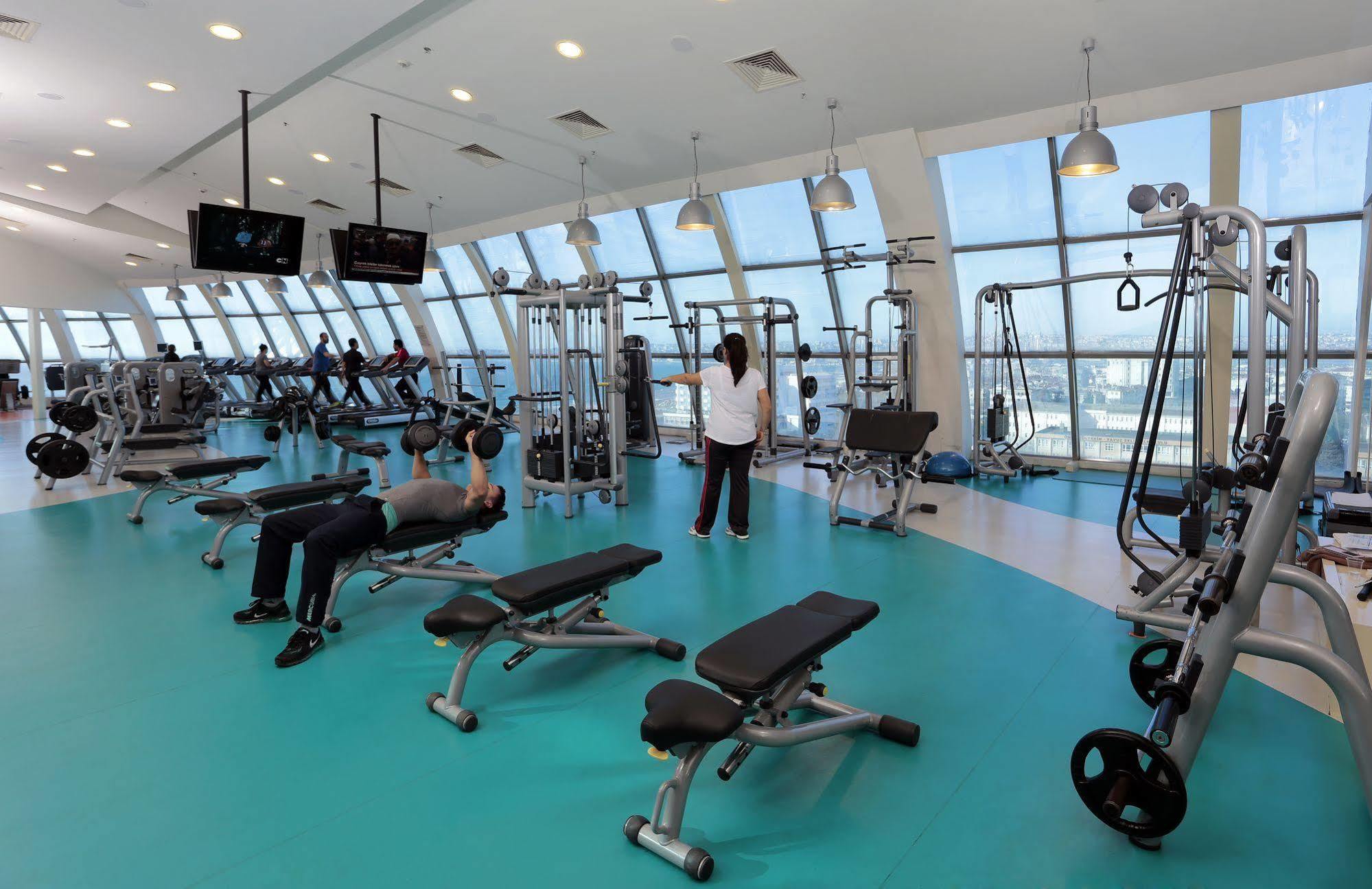 Eser Premium Hotel & Spa Büyükçekmece Exterior foto The gym at the University of Westminster